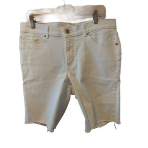Levis Bermuda Shorts White 31